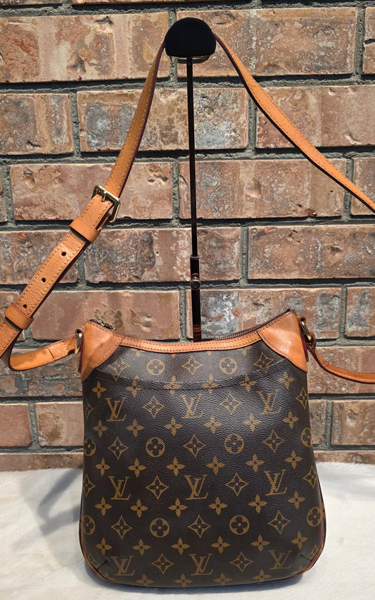 Authentic Louis Vuitton Odeon PM