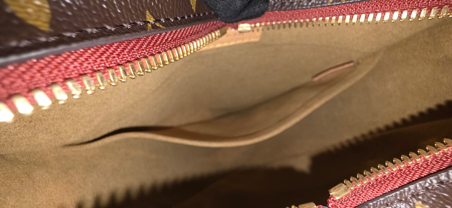 Authentic Louis Vuitton Couer Game On Heart Bag