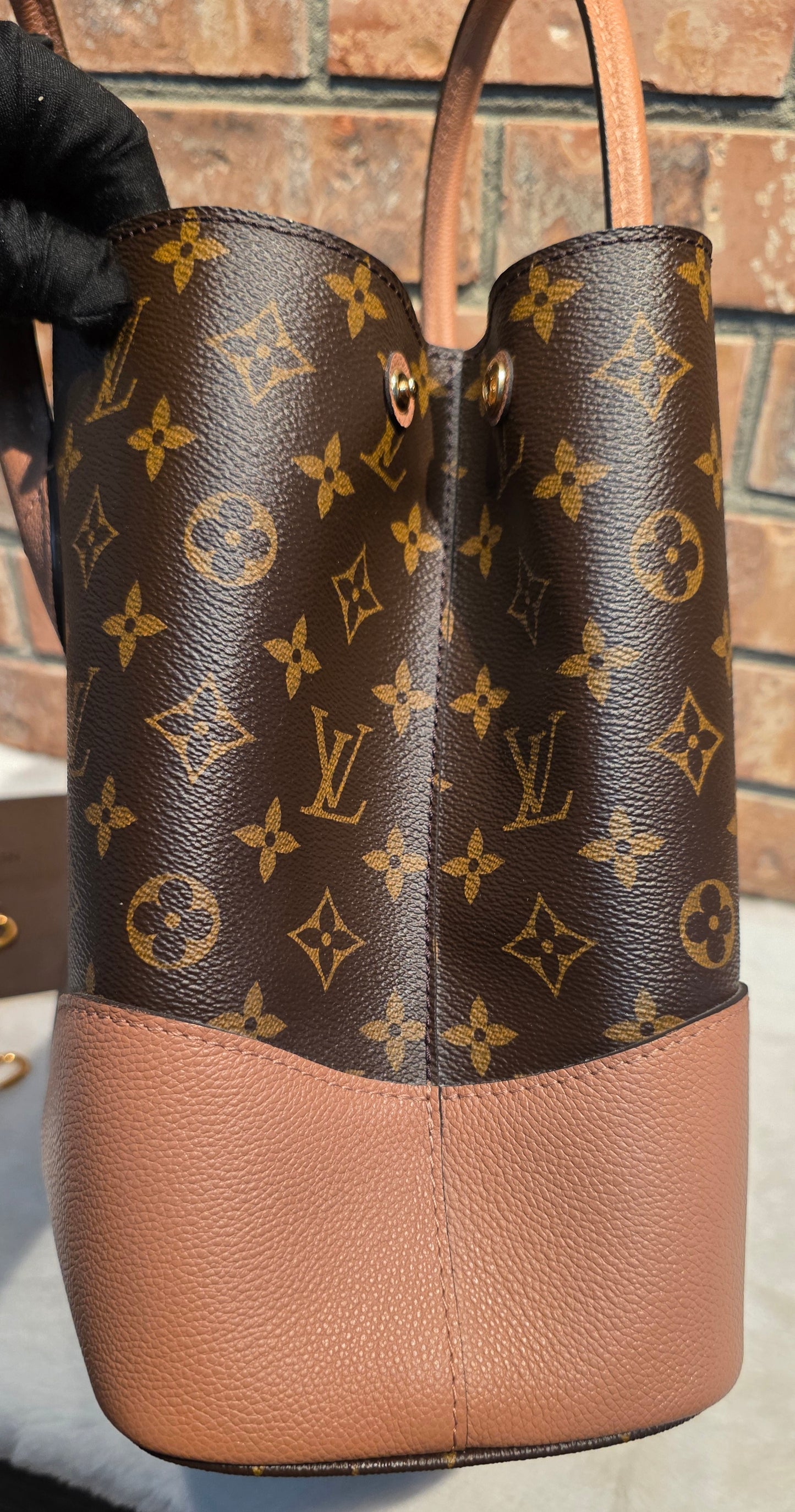 Authentic Louis Vuitton Flandrin Bois De Rose