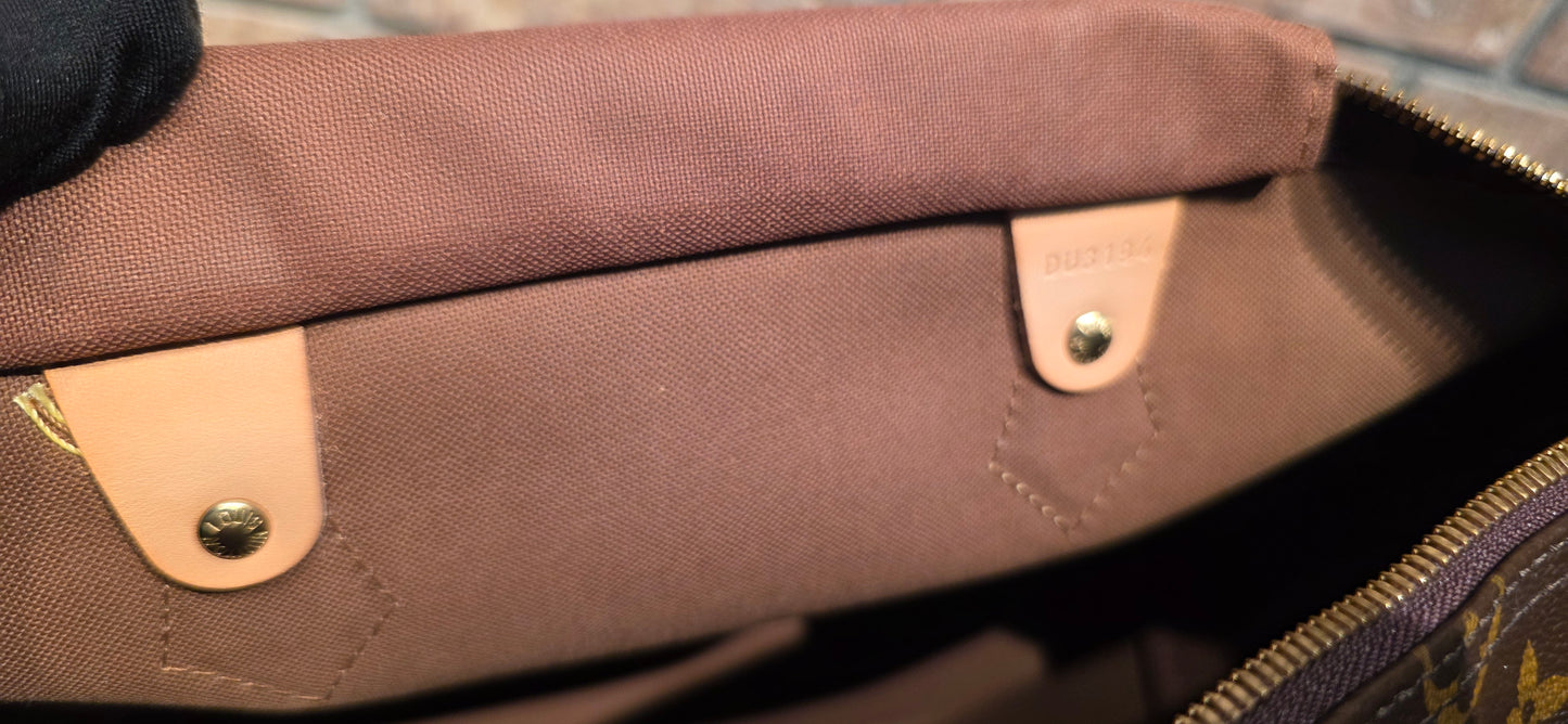 Authentic Louis Vuitton Speedy Bandoliere 35