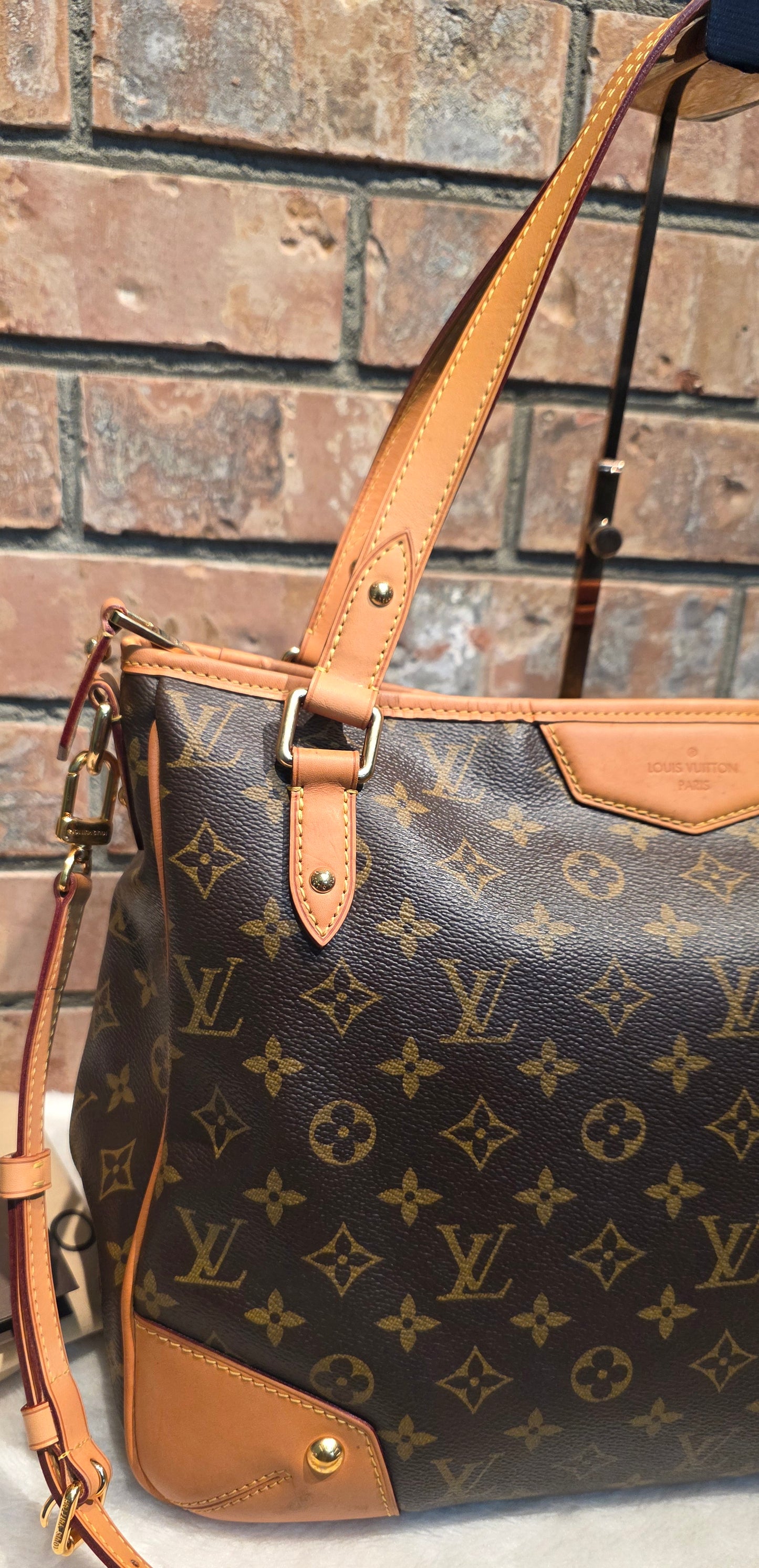 Authentic Louis Vuitton Estrela MM