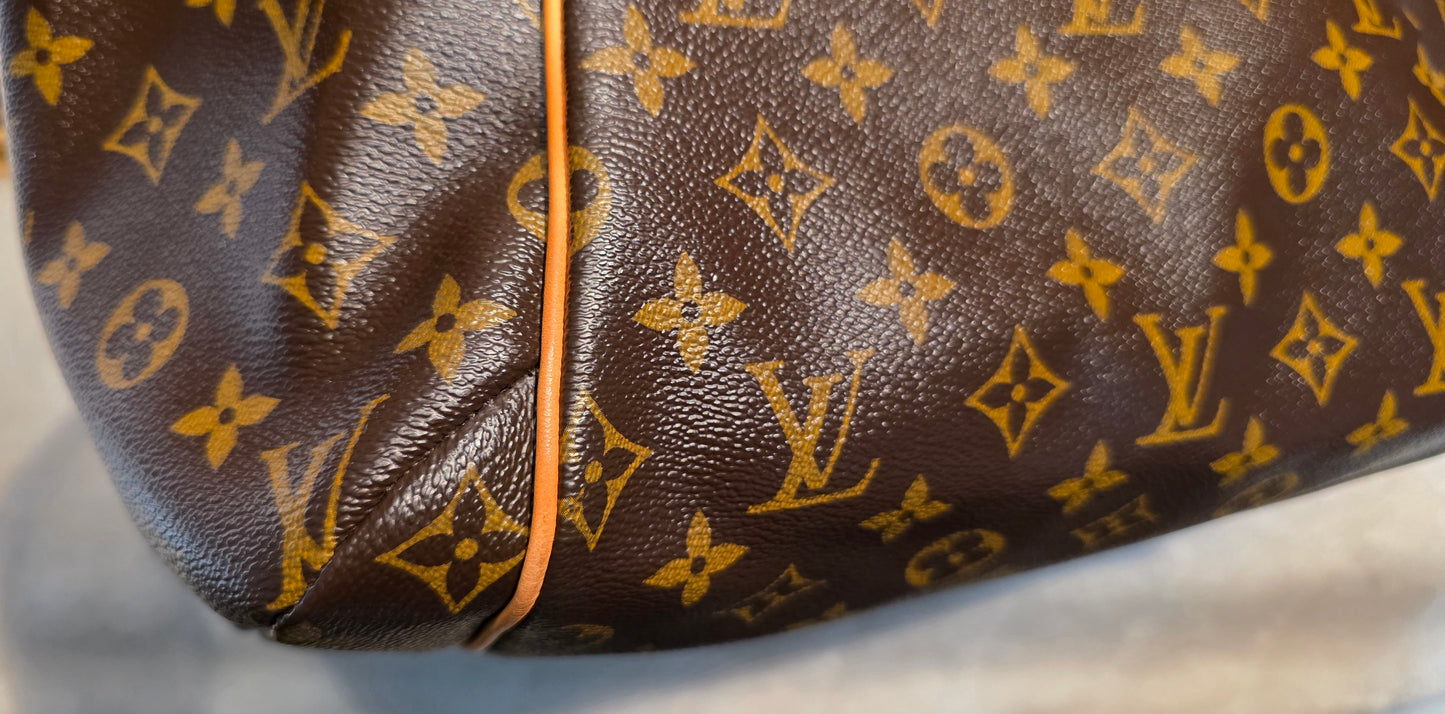 Authentic Louis Vuitton Totally MM Monogram