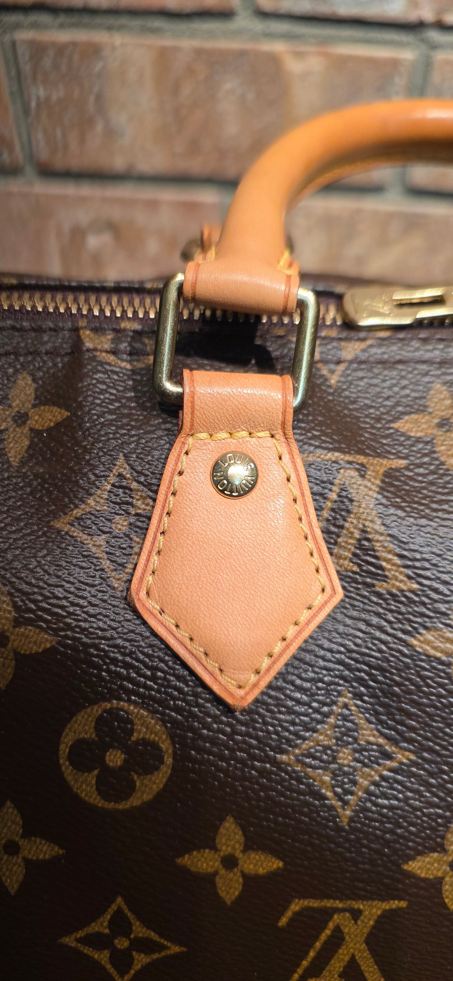 Authentic Louis Vuitton Speedy 35 Bandoliere