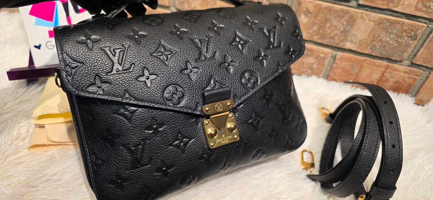 Authentic Pochette Metis Empreinte Noir
