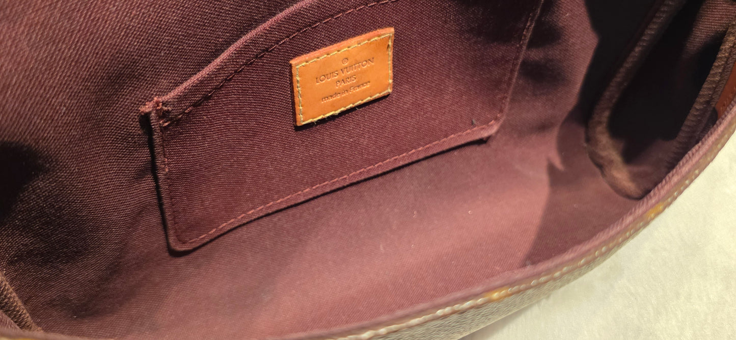 Authentic Louis Vuitton Favorite MM Monogram