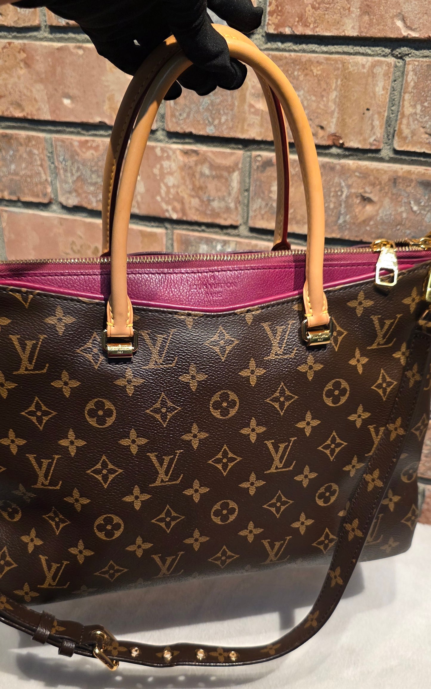Authentic Louis Vuitton Pallas MM Aurore