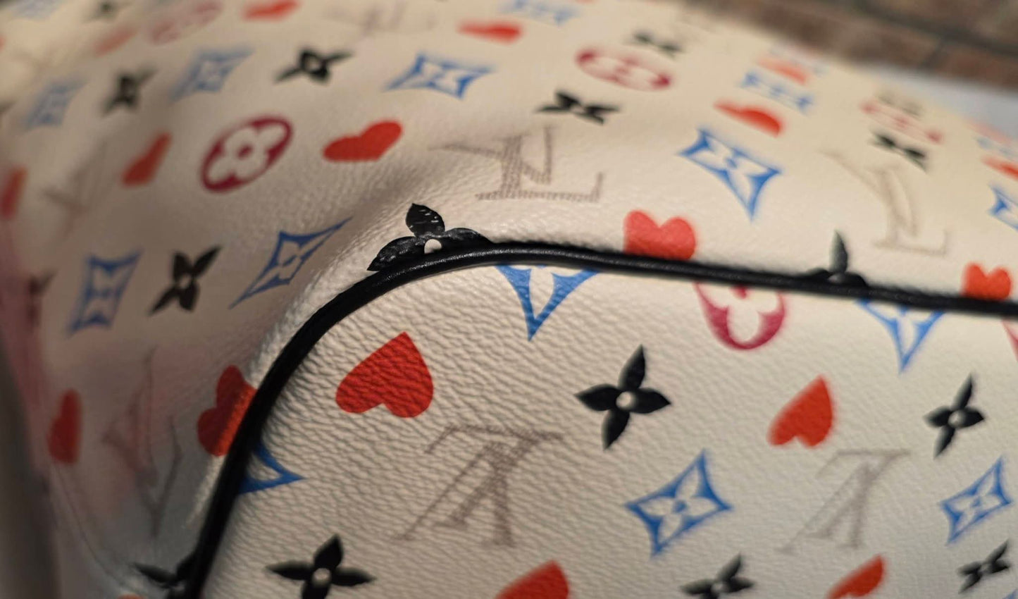 Authentic Louis Vuitton Neverfull MM with Pouch Game On Collection