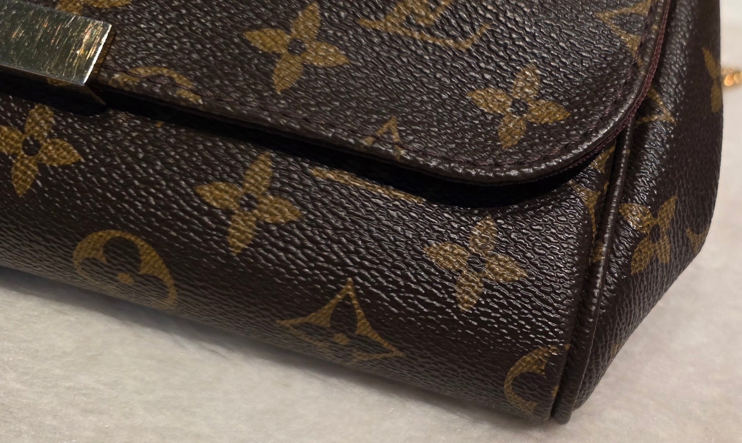 Authentic Louis Vuitton Favorite MM Monogram (SA4116)