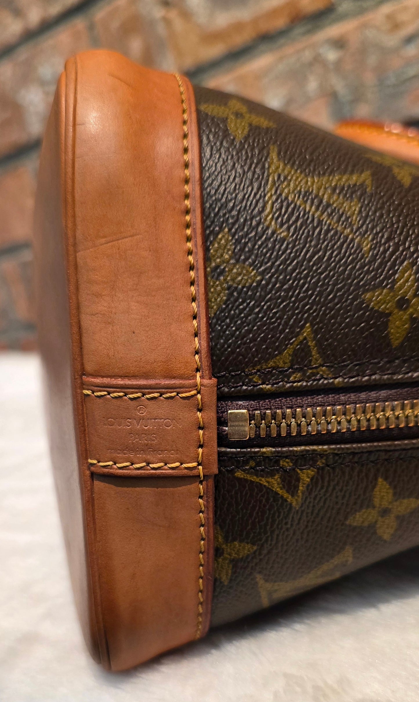 Authentic Louis Vuitton Alma PM Monogram