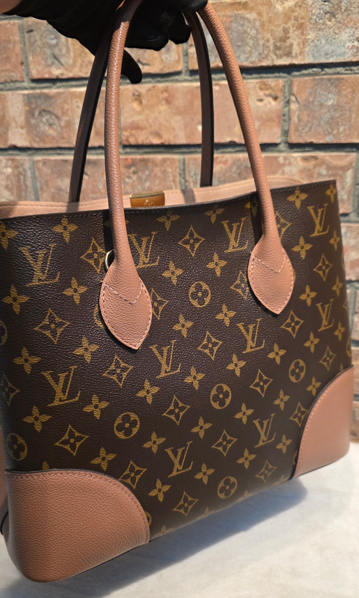 Authentic Louis Vuitton Flandrin Bois De Rose