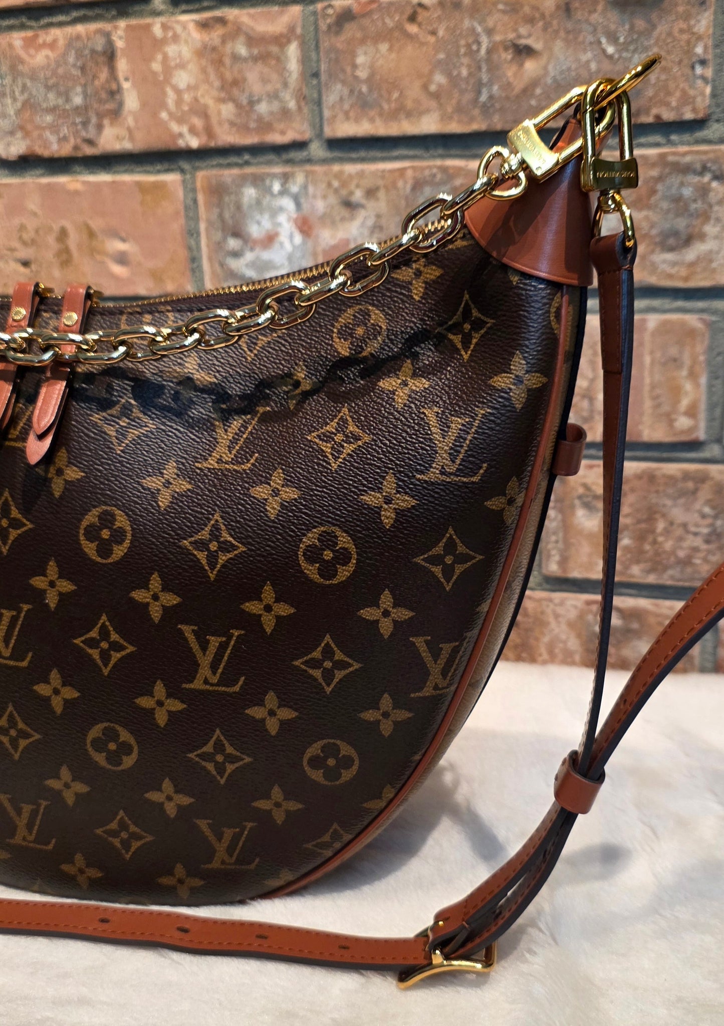 Authentic Louis Vuitton Loop Hobo with Pouch