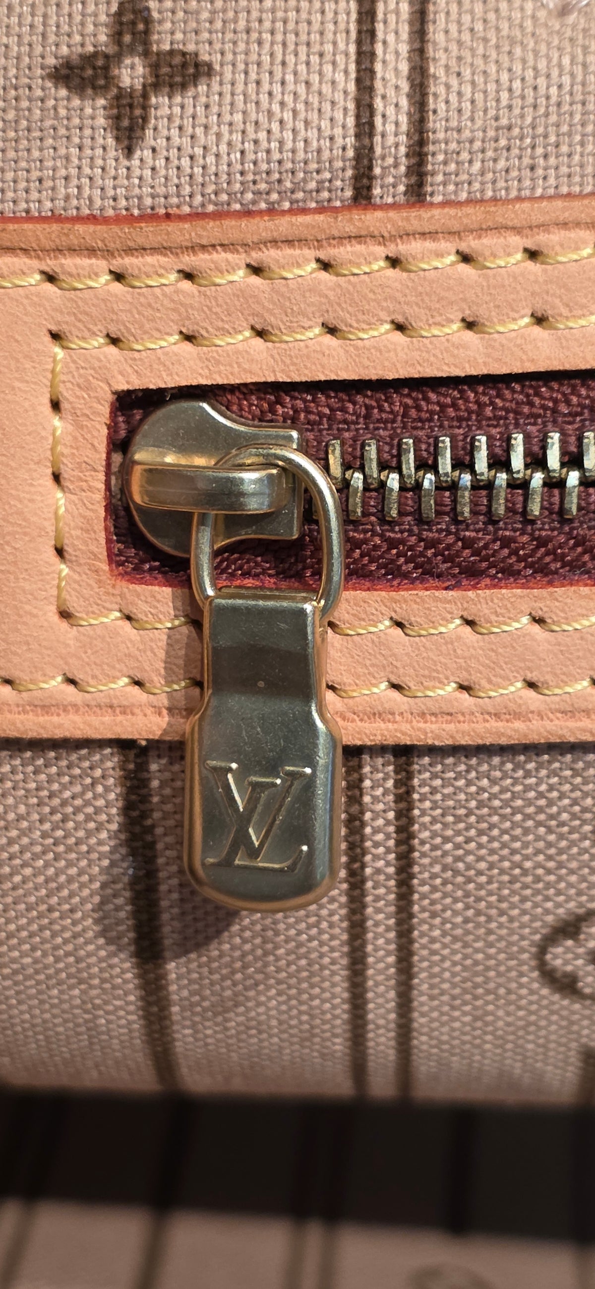 Authentic Louis Vuitton Neverfull GM Monogram