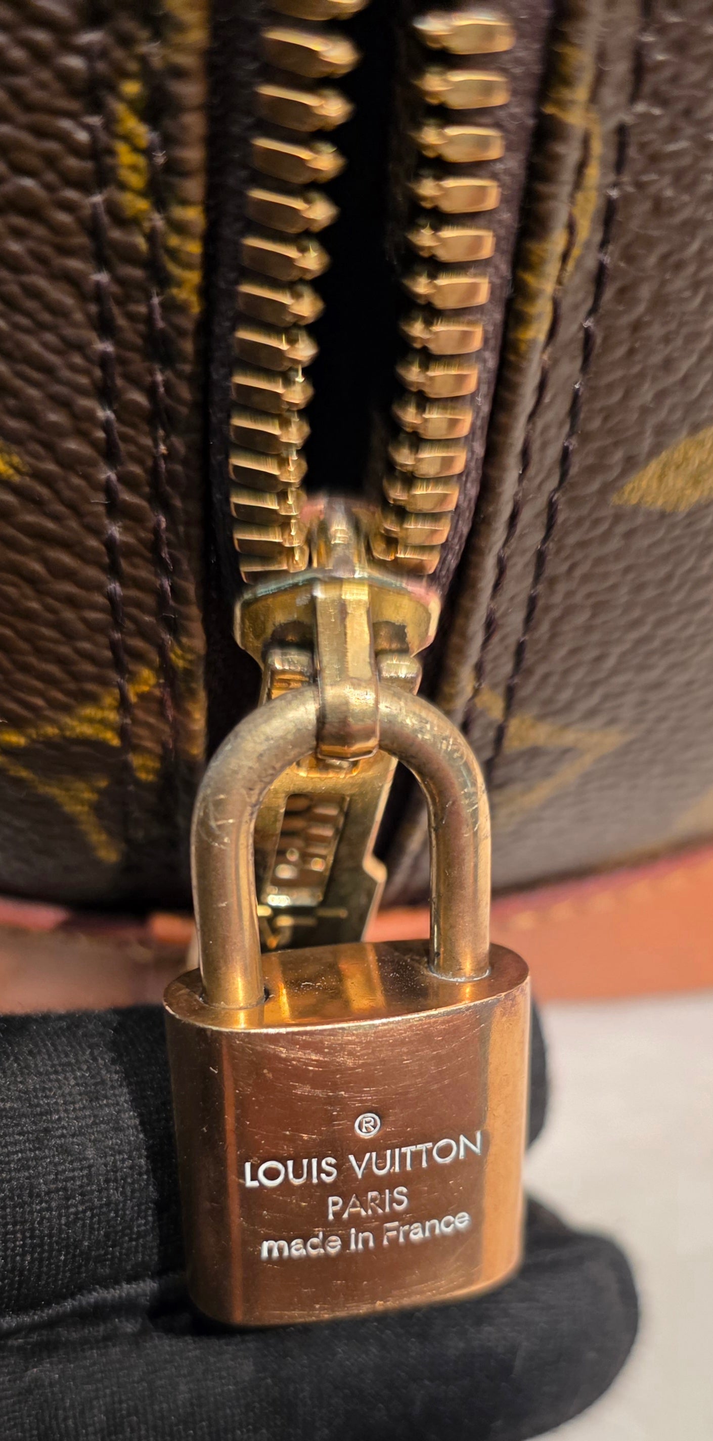 Authentic Louis Vuitton Alma PM Monogram
