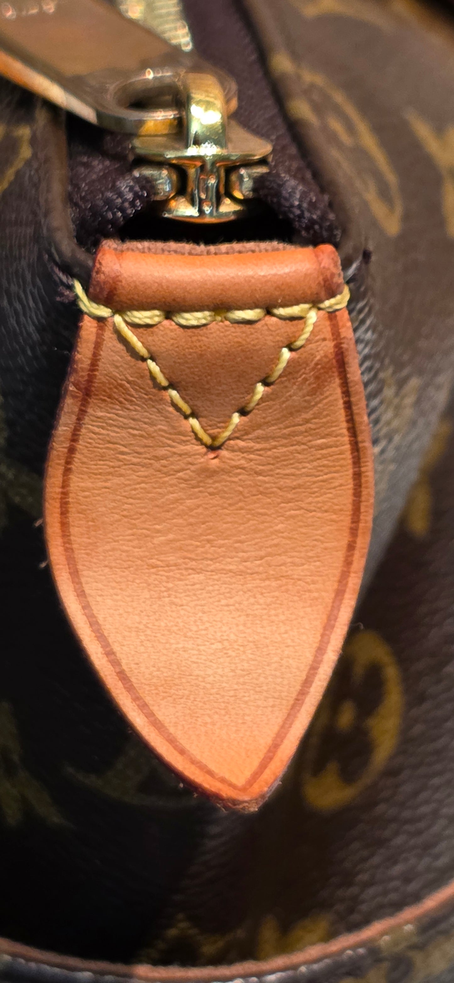 Authentic Louis Vuitton Totally MM