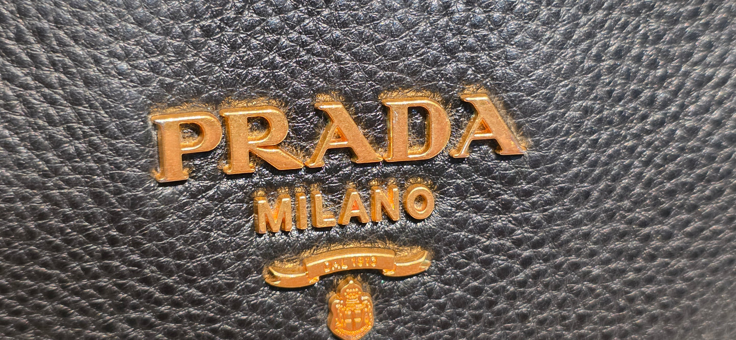 Authentic Prada Bandoliera Vitello Phenix Crossbody Bag