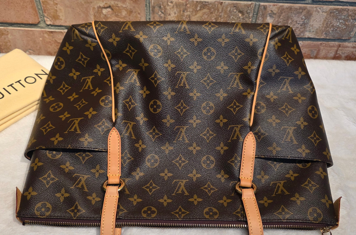 Authentic Louis Vuitton Totally MM Monogram