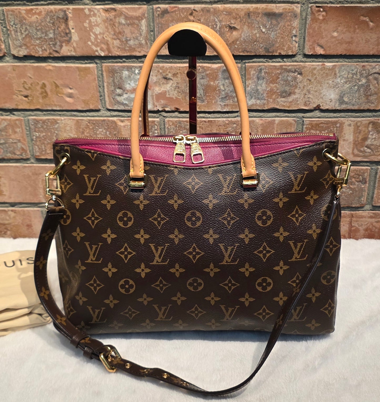 Authentic Louis Vuitton Pallas MM Aurore