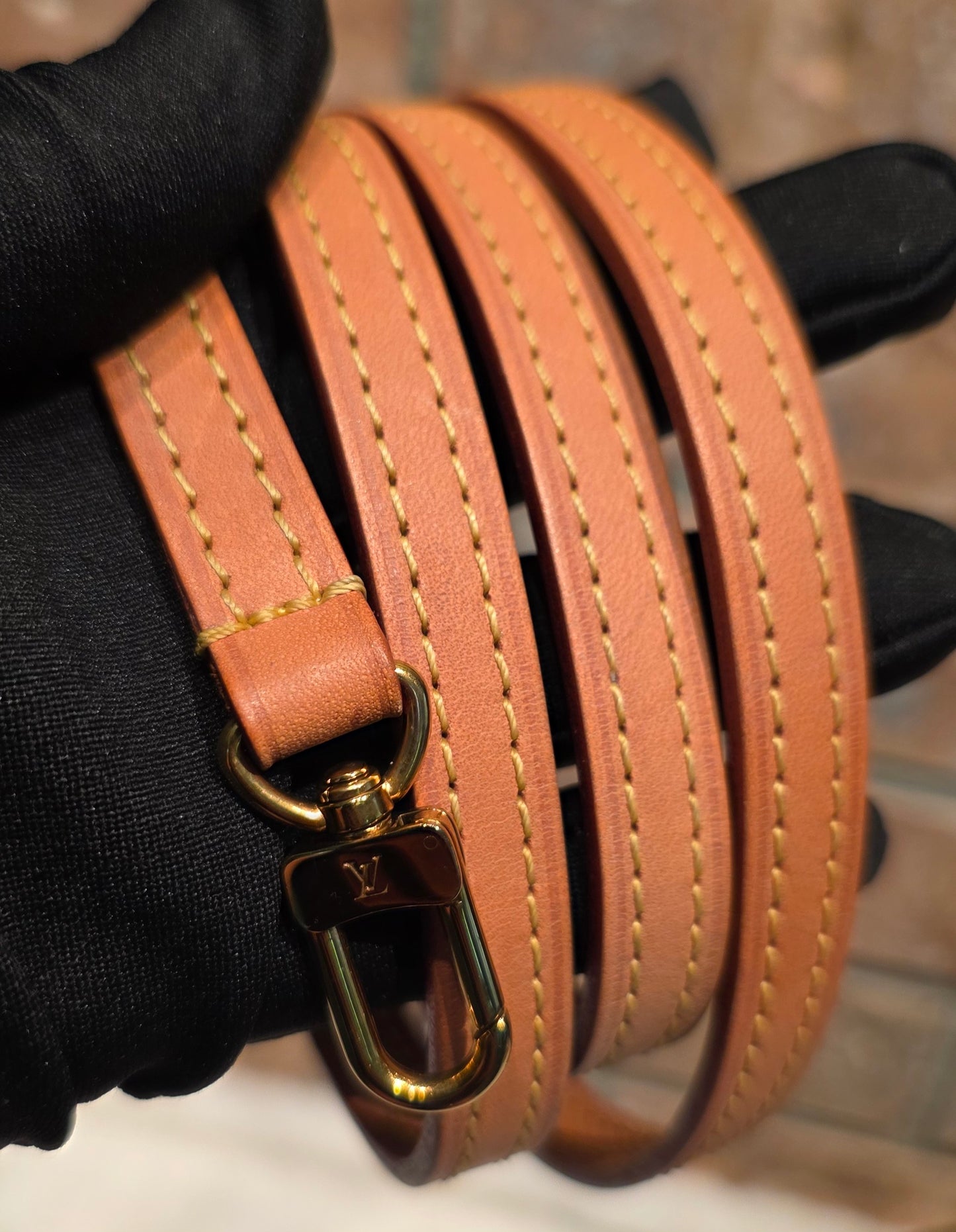 Authentic Louis Vuitton Alma BB Monogram