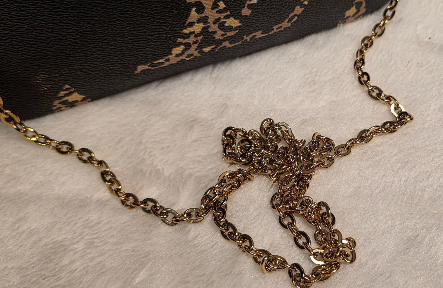 Authentic Louis Vuitton Double Zip Pochette Limited Jungle Edition