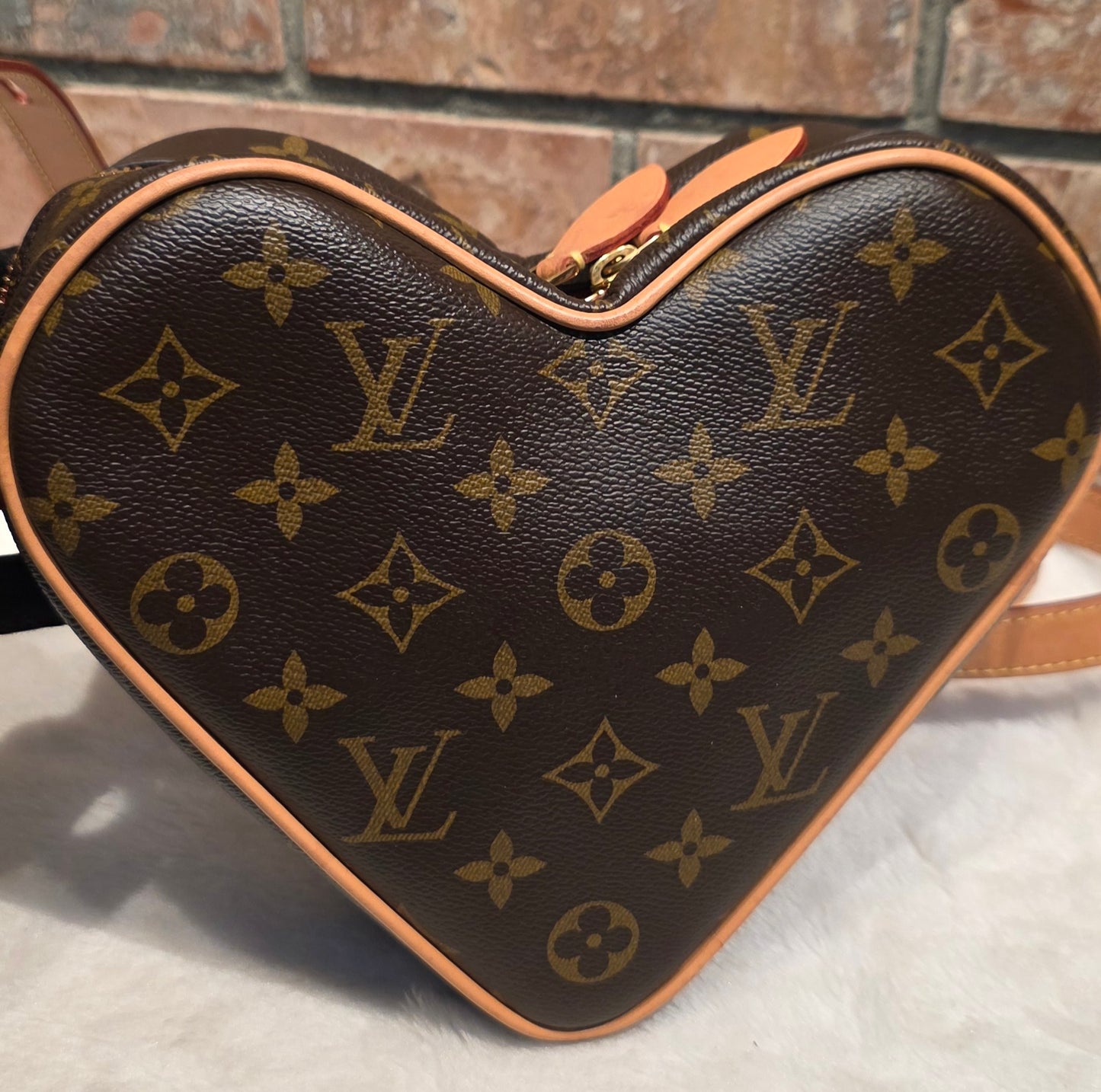 Authentic Louis Vuitton Couer Game On Heart Bag