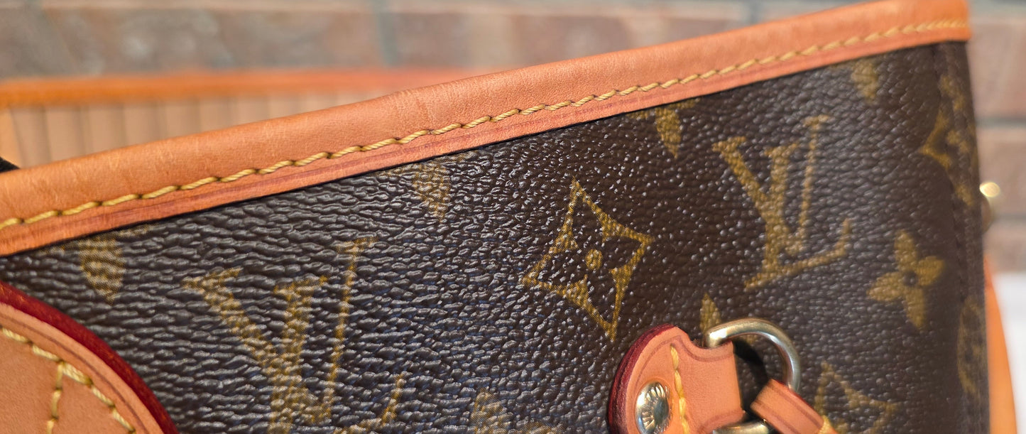 Authentic Louis Vuitton Neverfull MM Monogram