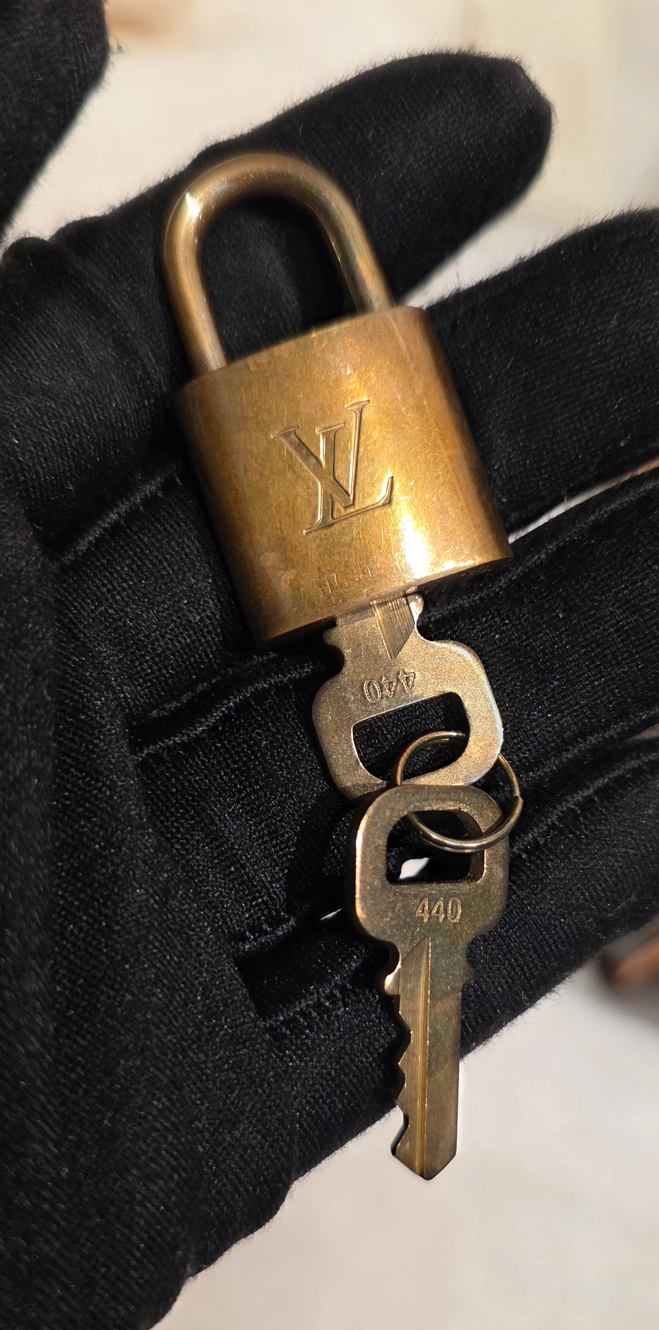 Authentic Louis Vuitton Speedy Bandoliere 35