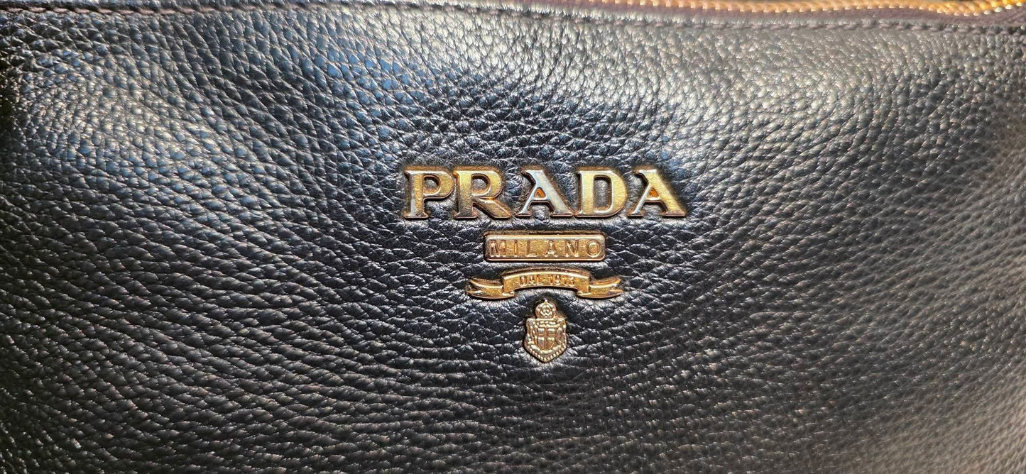 Authentic Prada Bandoliera Vitello Phenix Crossbody