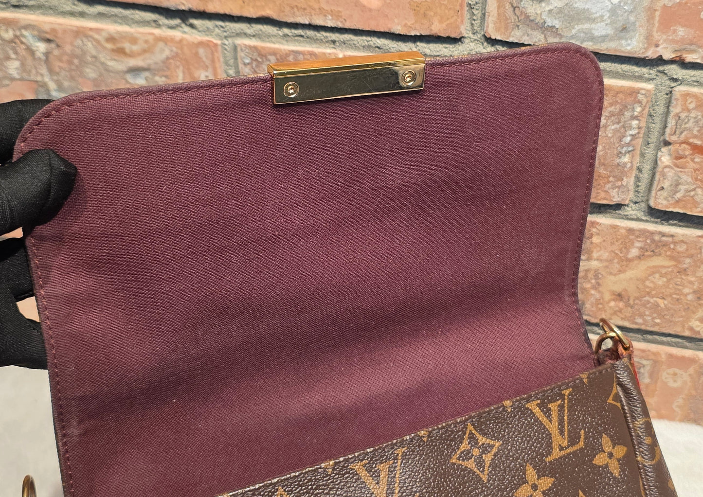Authentic Louis Vuitton Favorite MM Monogram