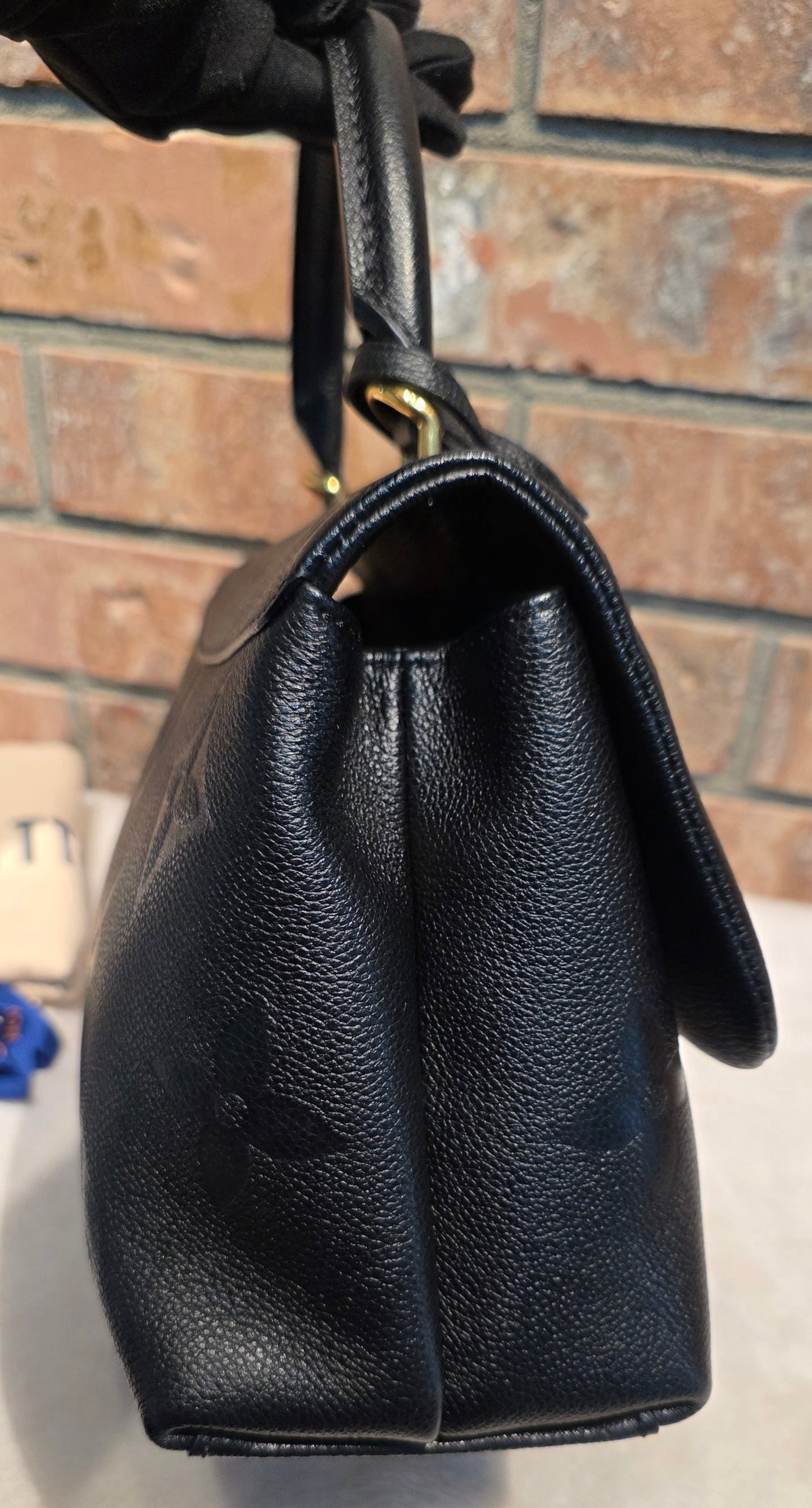 Authentic Louis Vuitton Madeleine MM Empreinte Noir