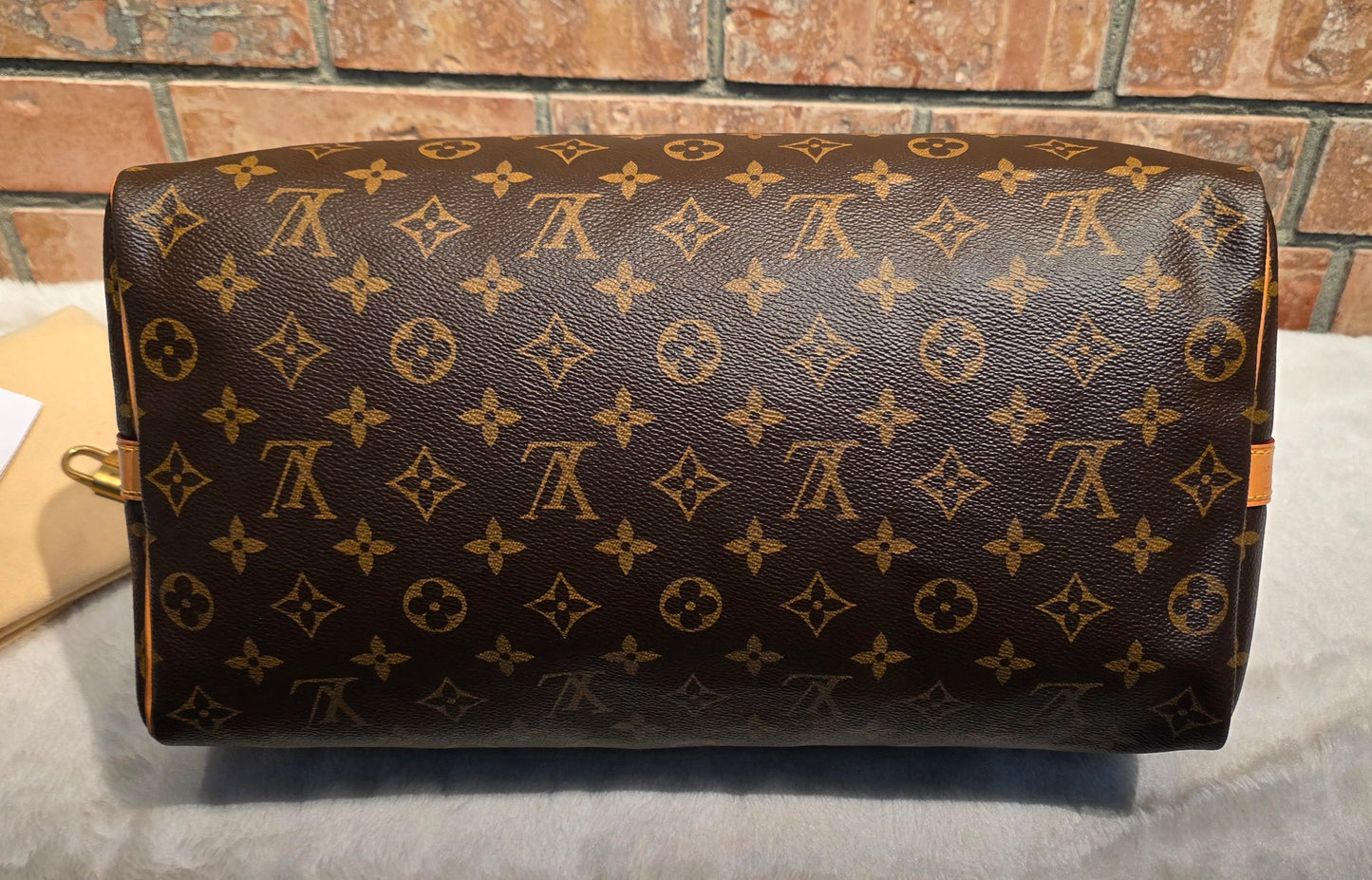 Authentic Louis Vuitton Speedy 35 Bandoliere