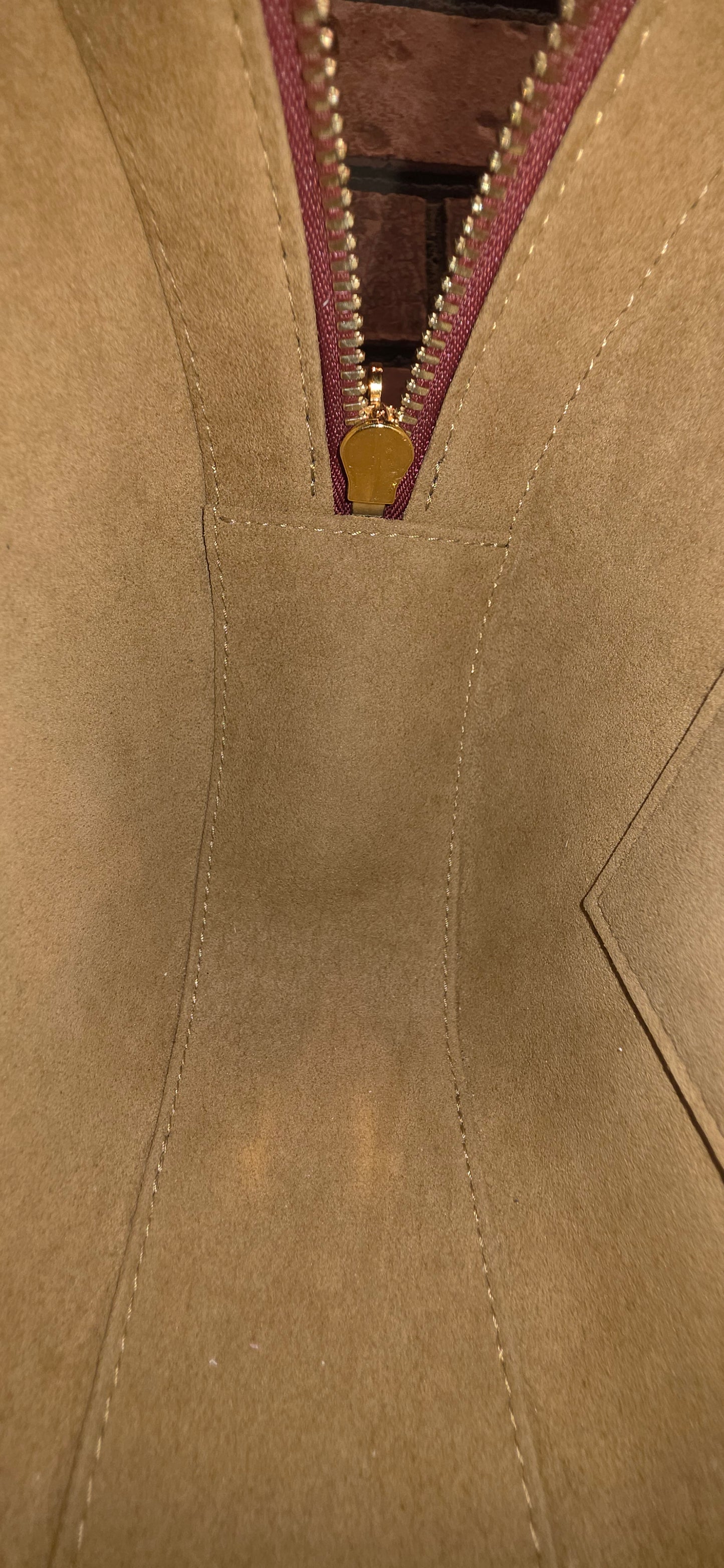 Authentic Louis Vuitton Boite Chapeau Souple MM