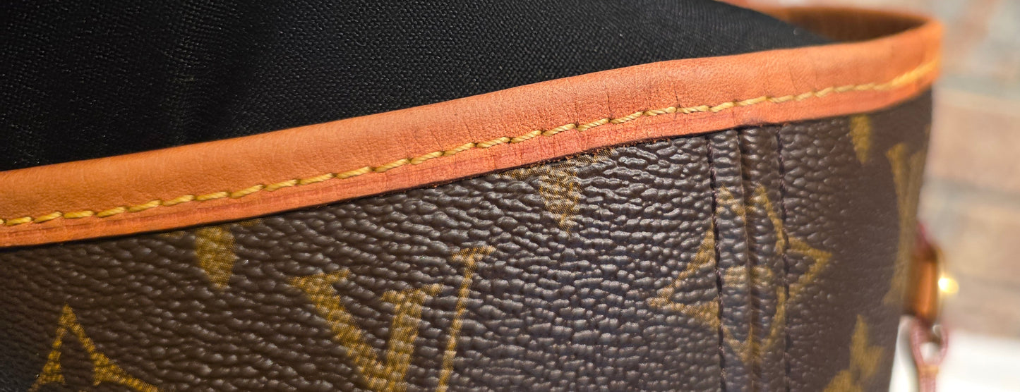Authentic Louis Vuitton Neverfull MM Monogram