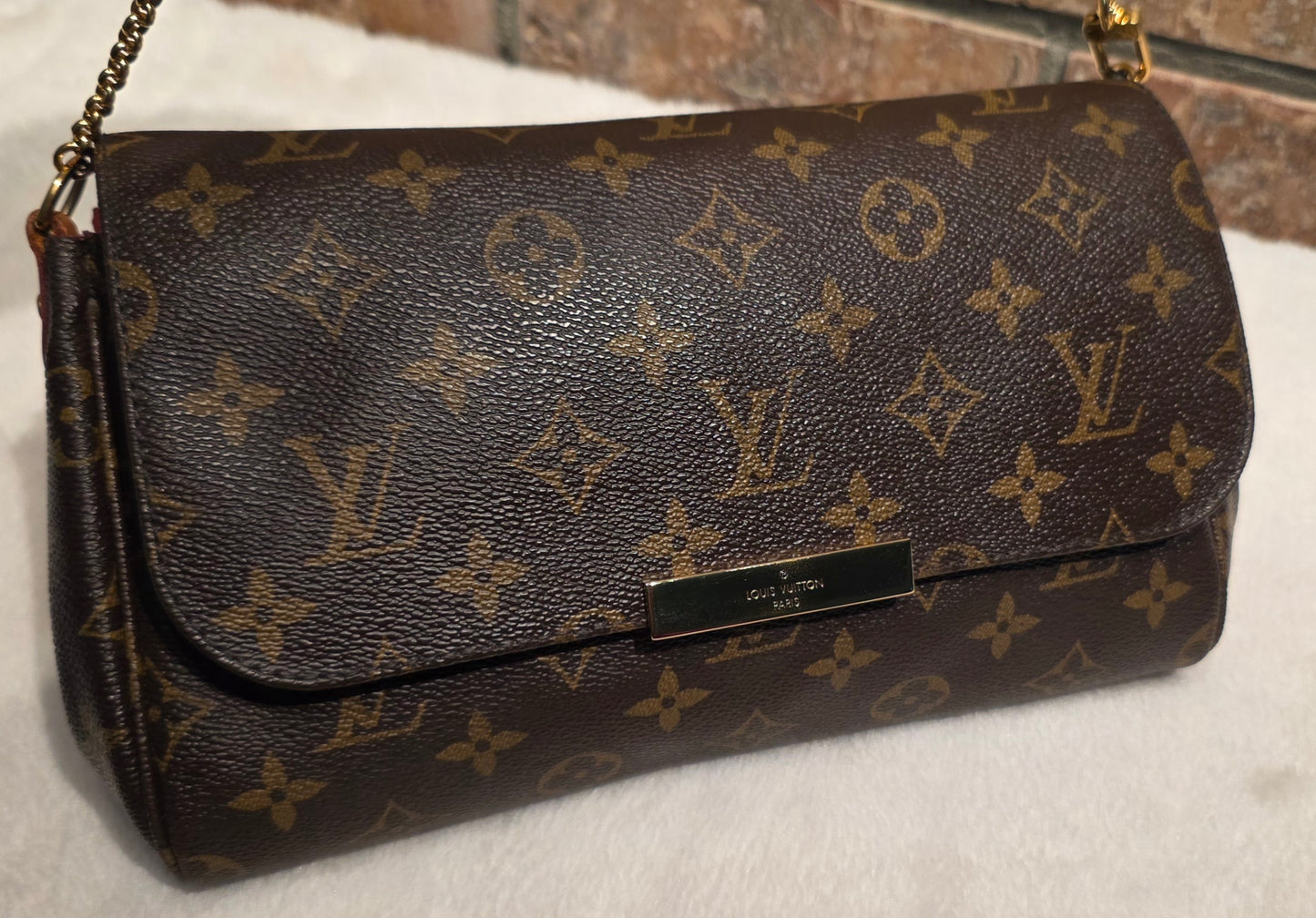 Authentic Louis Vuitton Favorite MM Monogram