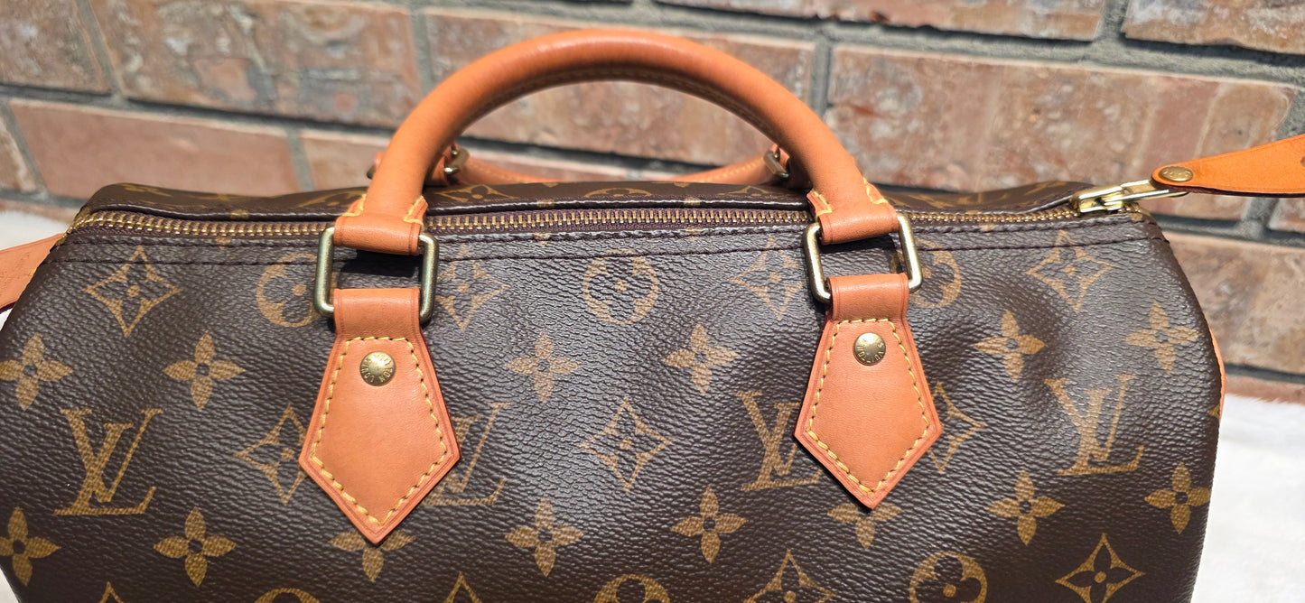 Authentic Louis Vuitton Speedy 30 Monogram