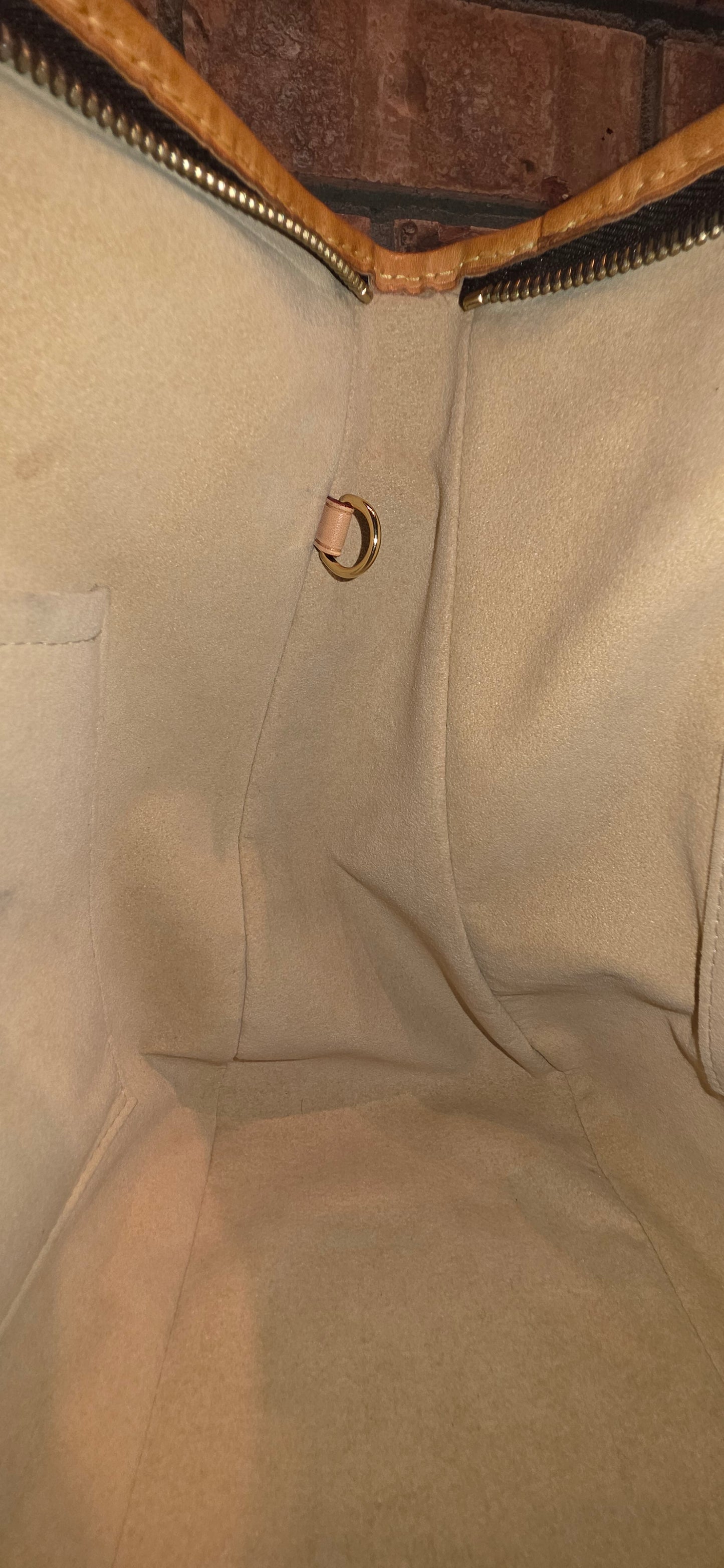 Authentic Louis Vuitton Estrella MM