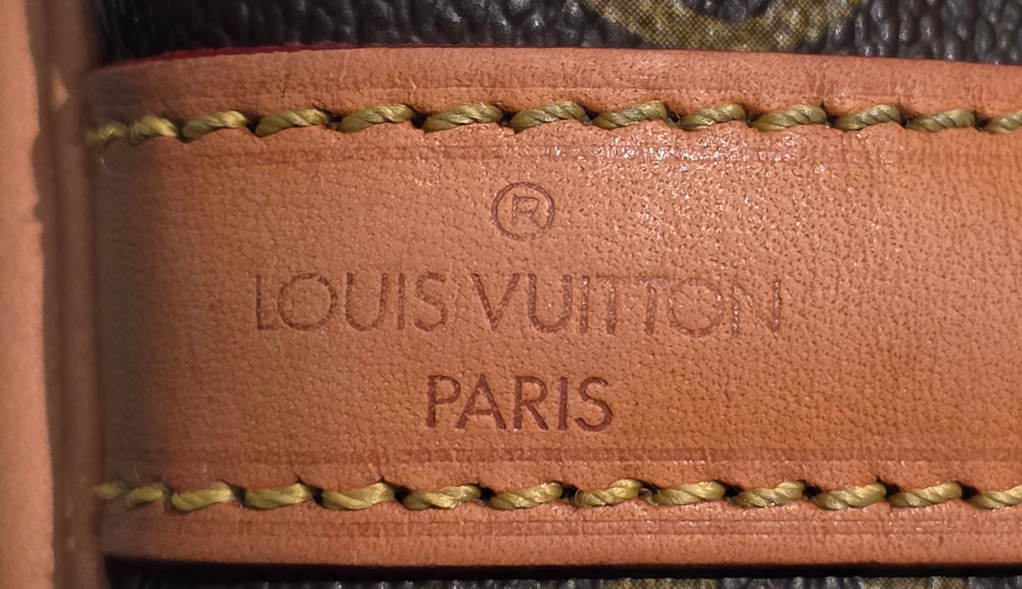 Authentic Louis Vuitton Petite Noe Monogram