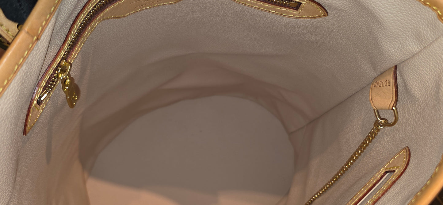 Authentic Louis Vuitton Bucket GM with Pouch