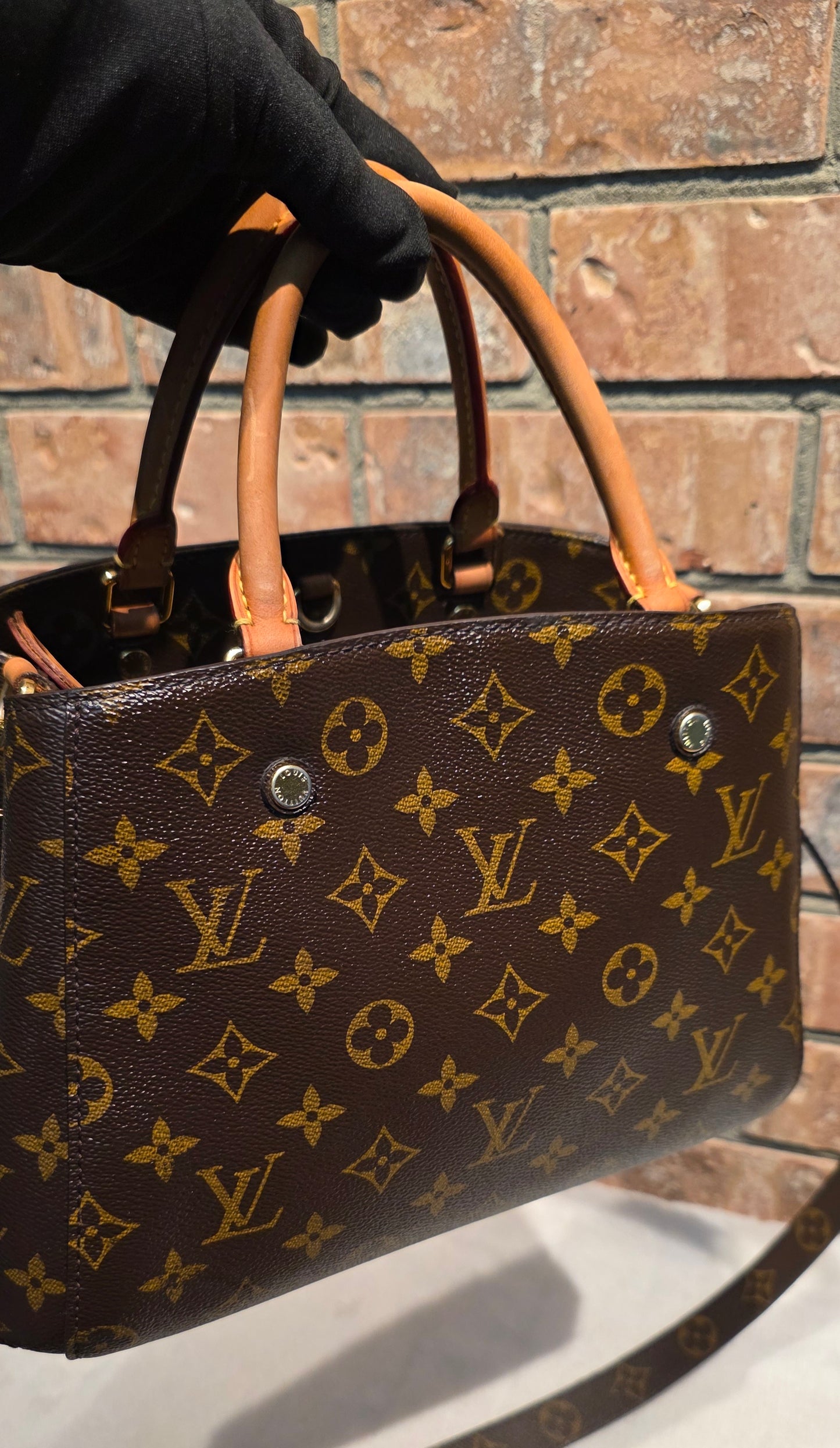 Authentic Louis Vuitton Montaigne BB Monogram