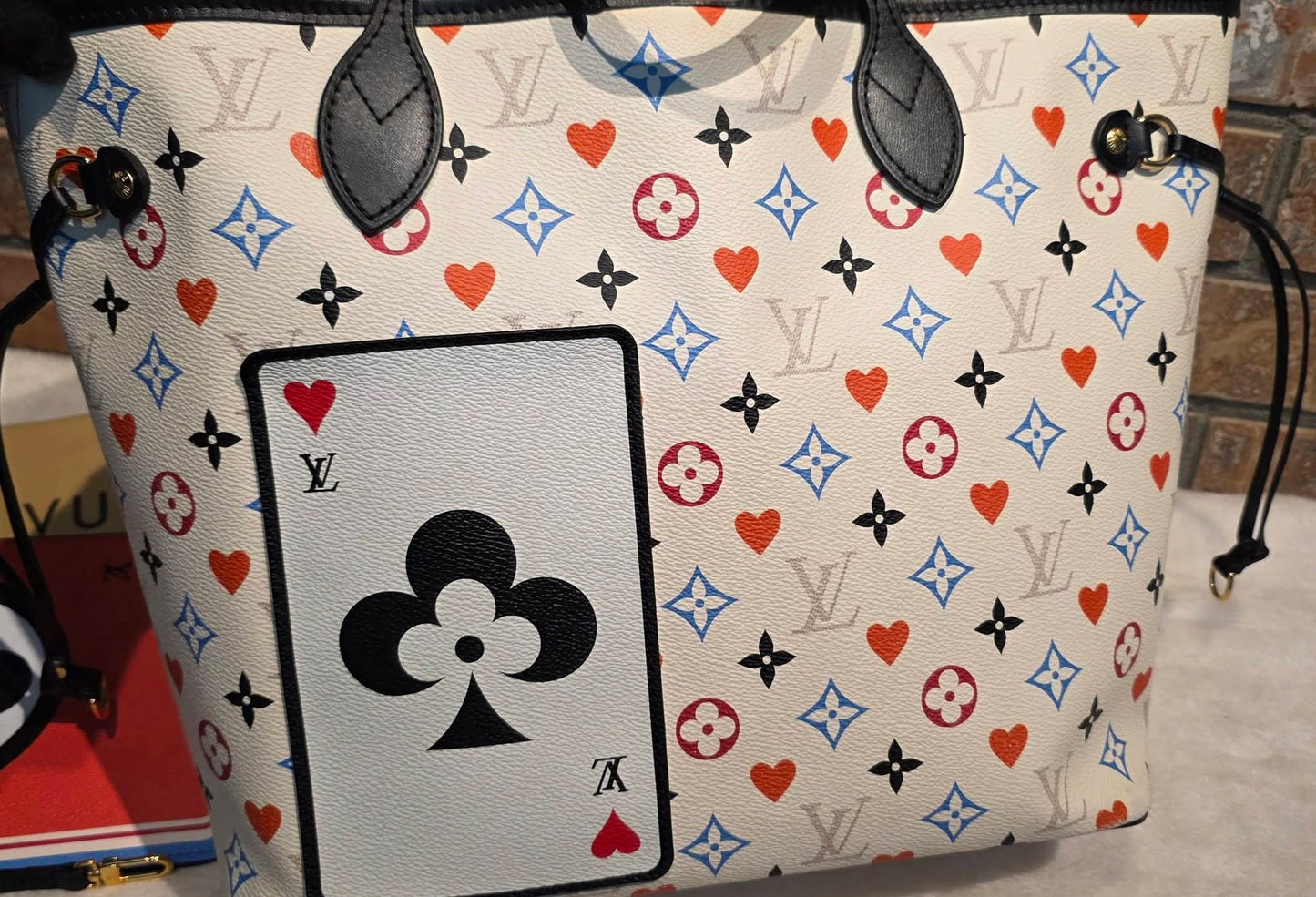 Authentic Louis Vuitton Neverfull MM with Pouch Game On Collection