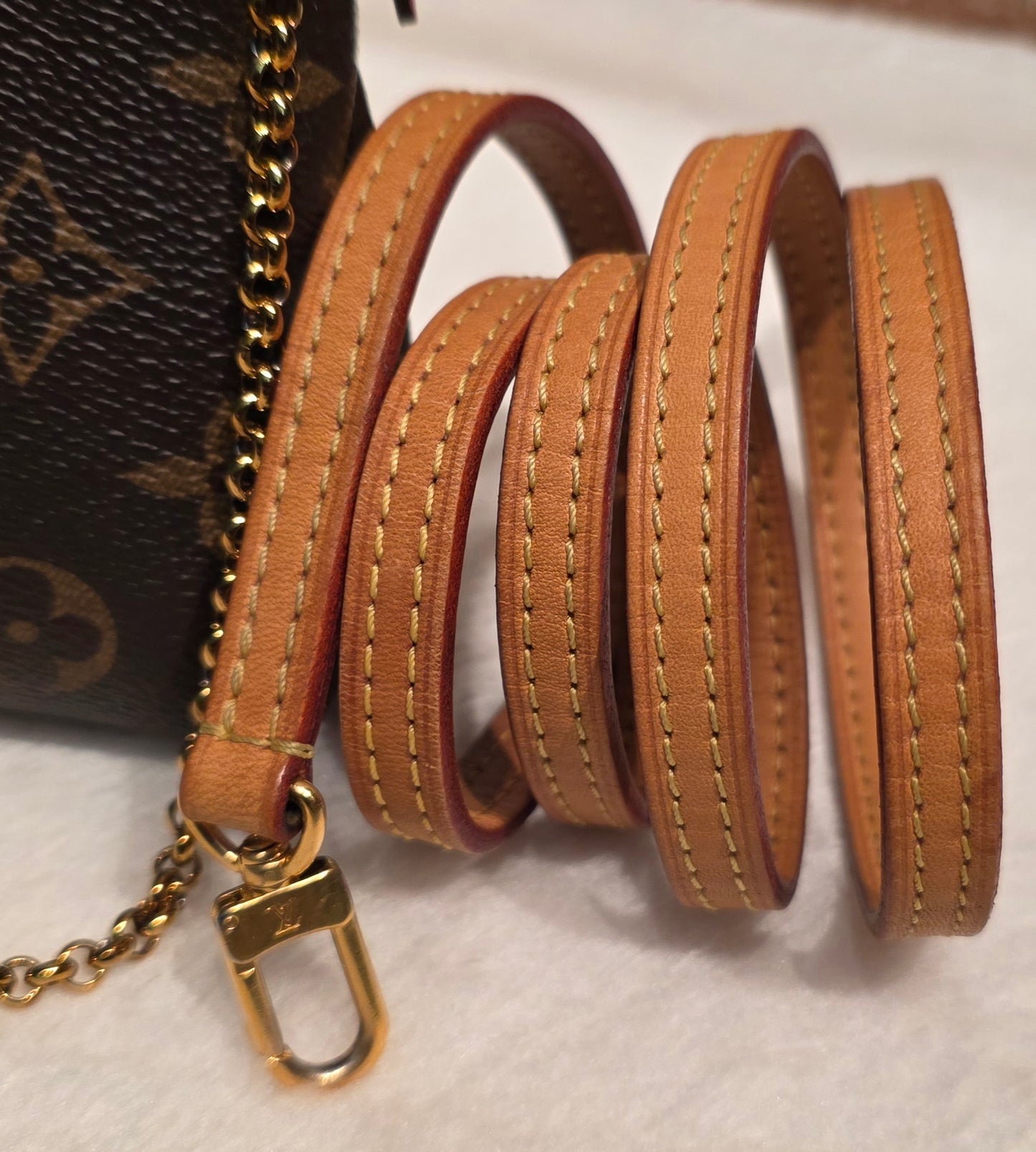 Authentic Louis Vuitton Pallas Clutch Red