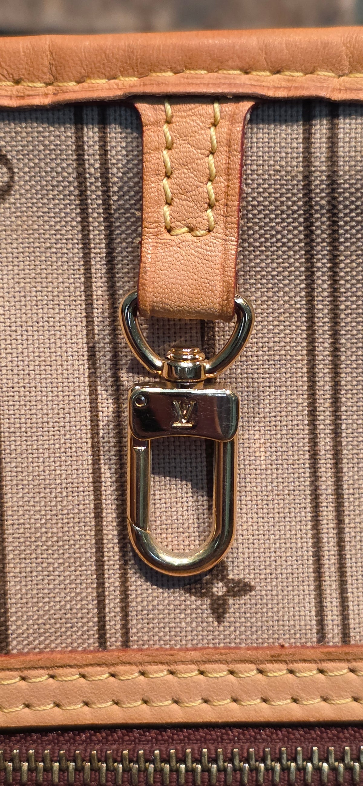 Authentic Louis Vuitton Neverfull GM Monogram