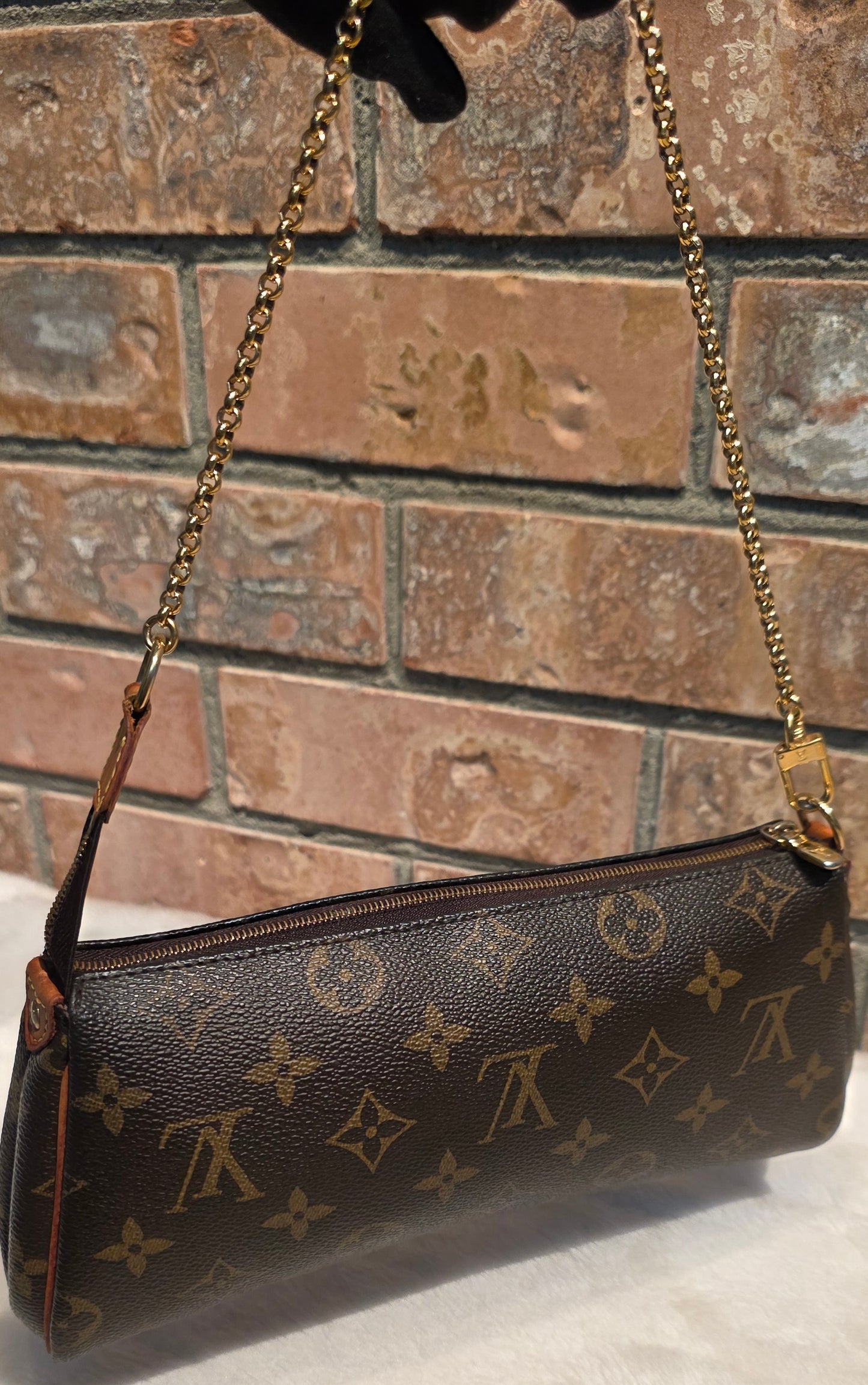 Authentic Louis Vuitton Eva Monogram