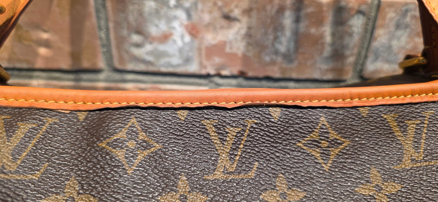 Authentic Louis Vuitton Estrella MM