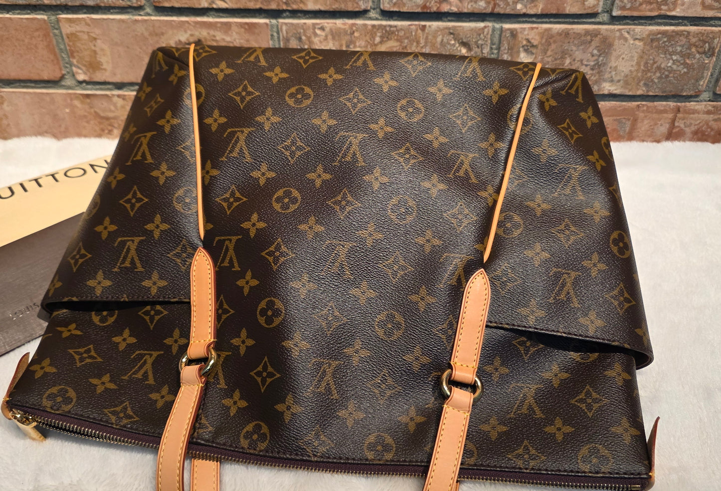 Authentic Louis Vuitton Totally MM Monogram