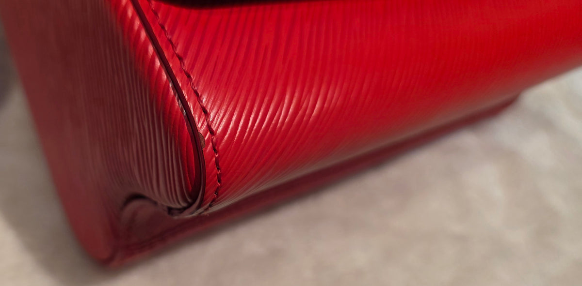 Authentic Louis Vuitton Twist MM Epi Leather in Red