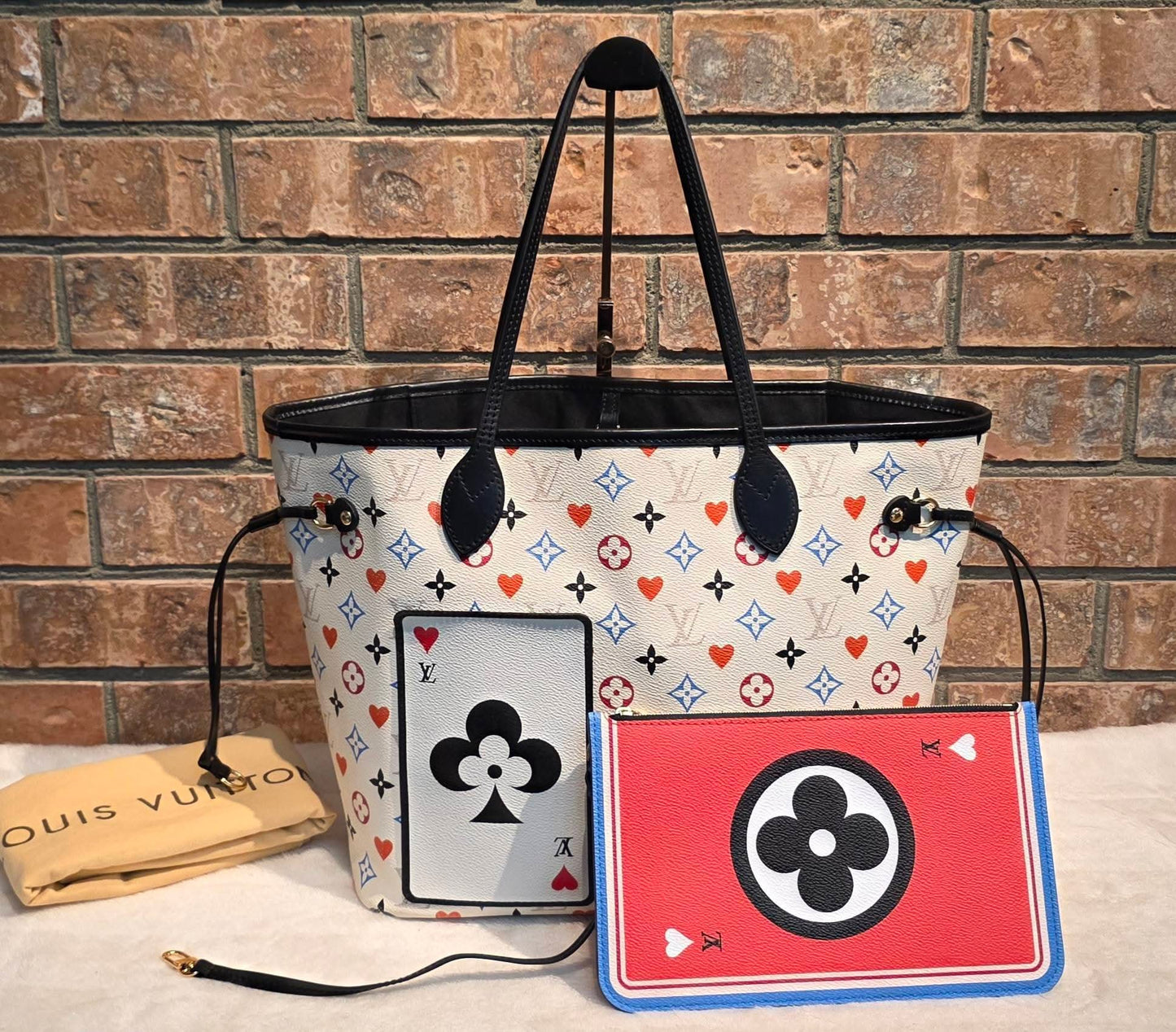 Authentic Louis Vuitton Neverfull MM with Pouch Game On Collection