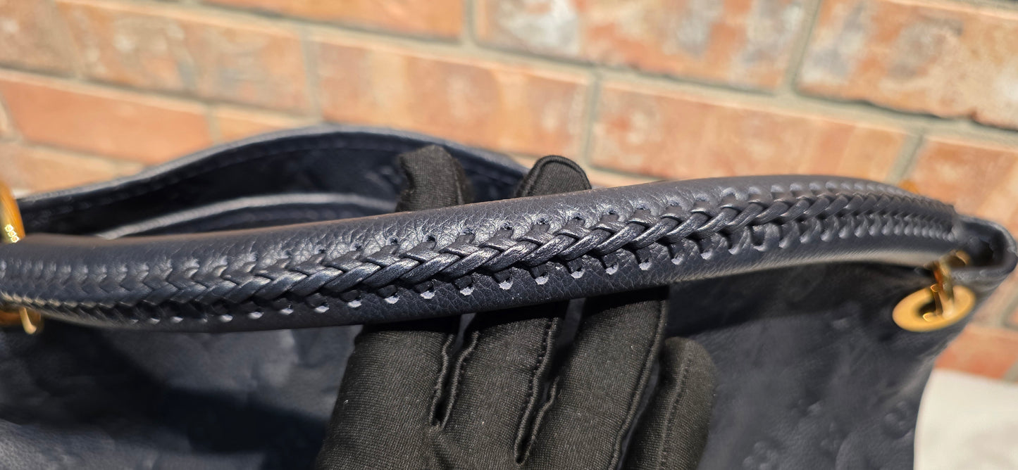 Authentic Louis Vuitton Artsy MM Empreinte Infini