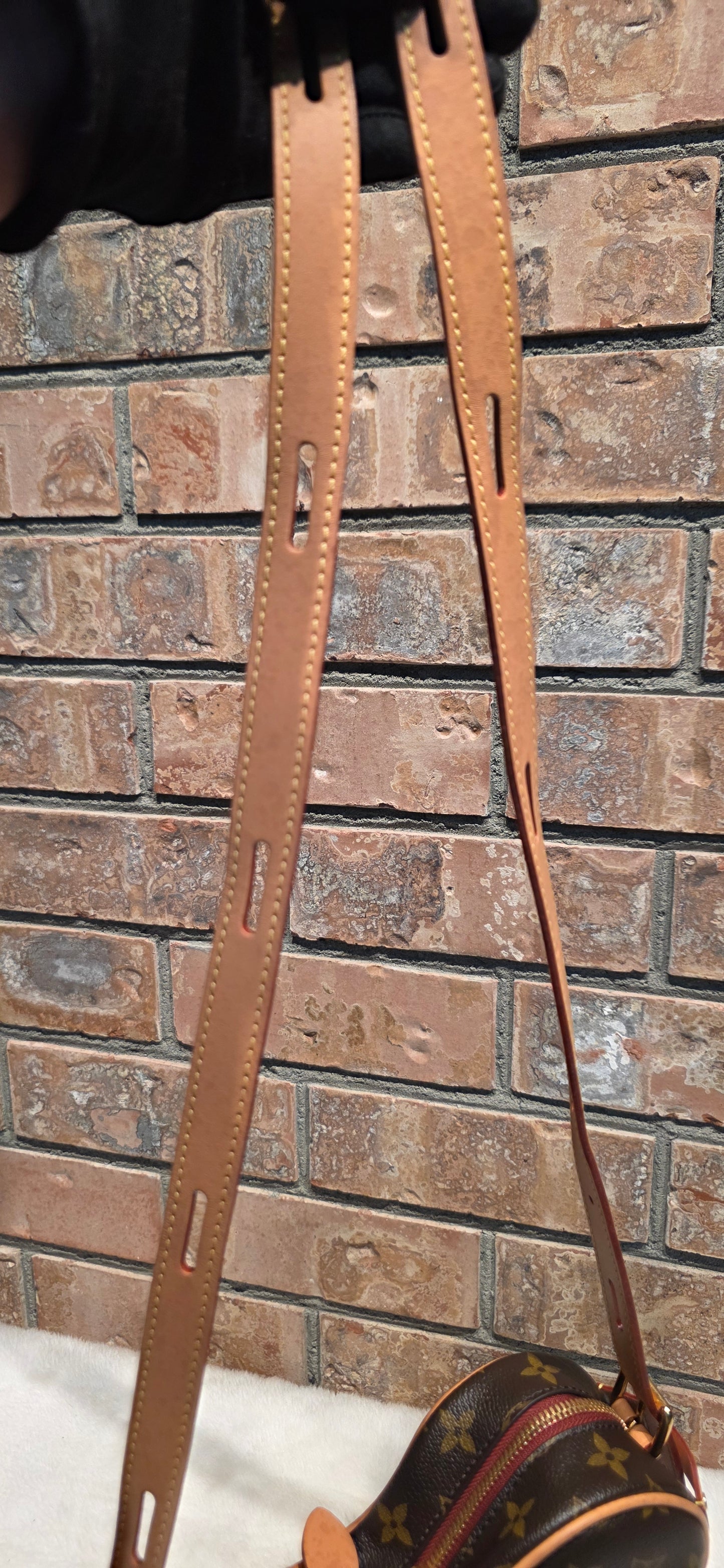 Authentic Louis Vuitton Couer Game On Heart Bag