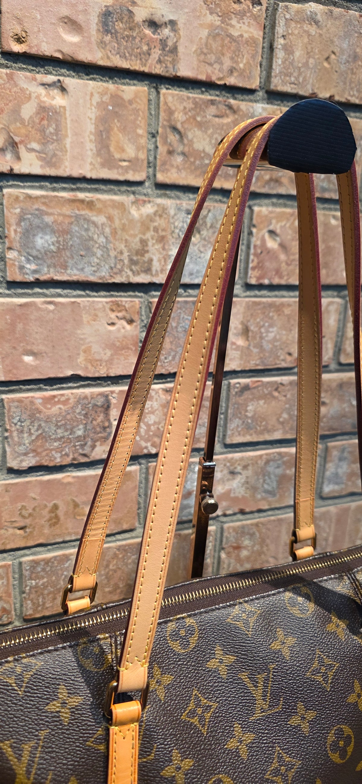 Authentic Louis Vuitton Totally MM Monogram
