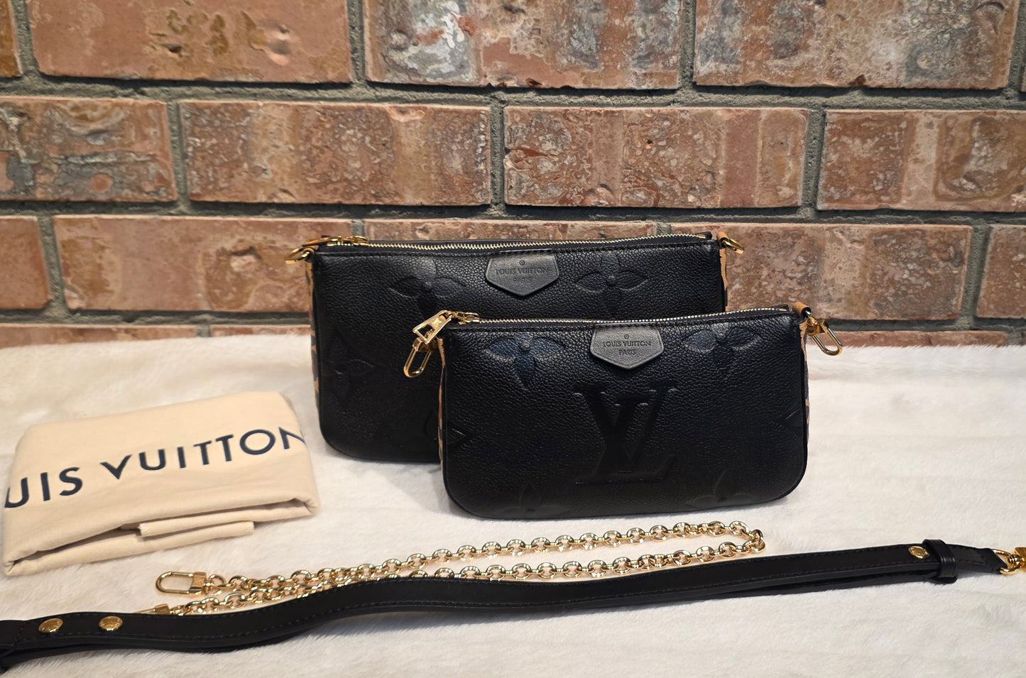 Authentic Louis Vuitton Multipochette Accessoires Wild At Heart